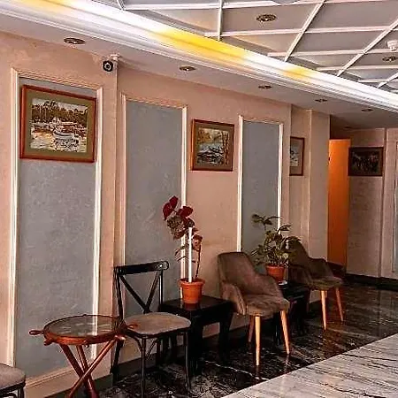 Hotel Grand Kybele 2*