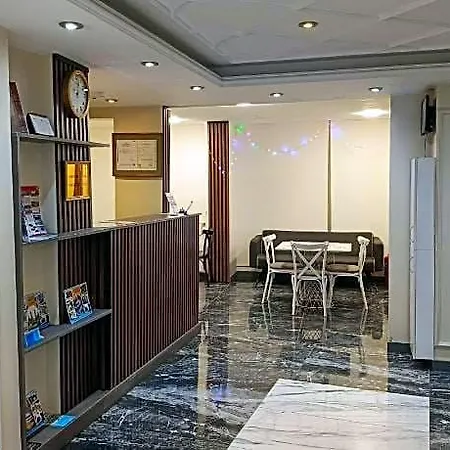 Hotel Grand Kybele 2*